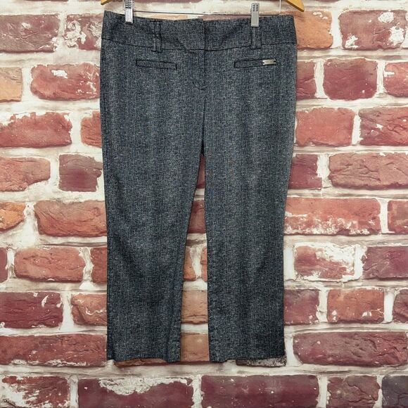 Express Capri Pants Women's Size 8 Black White Abstract Stretchy Logo Trousers - Picture 7 of 9